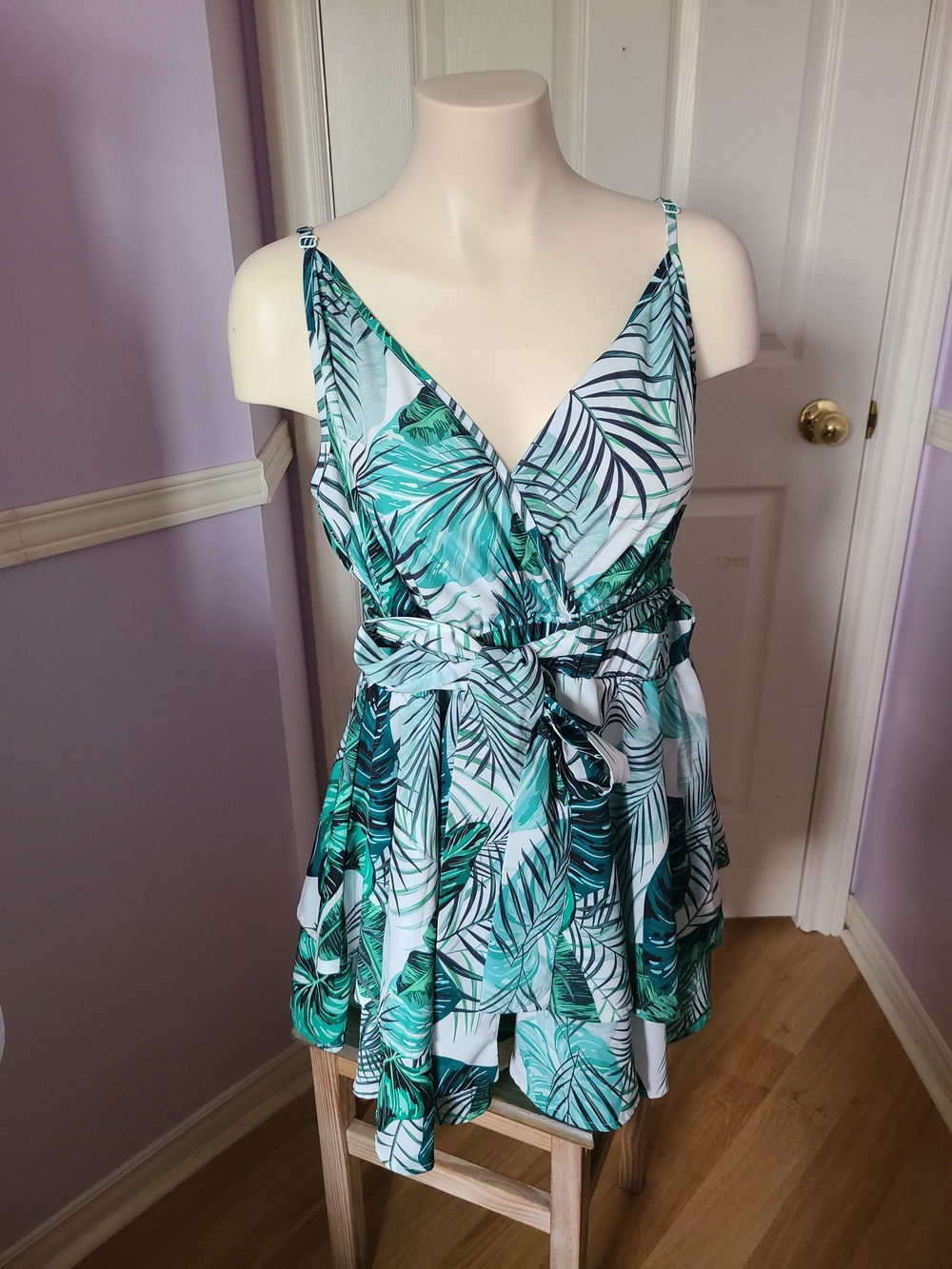 SHEIN Curve Green and White Tropical Leaf Romper